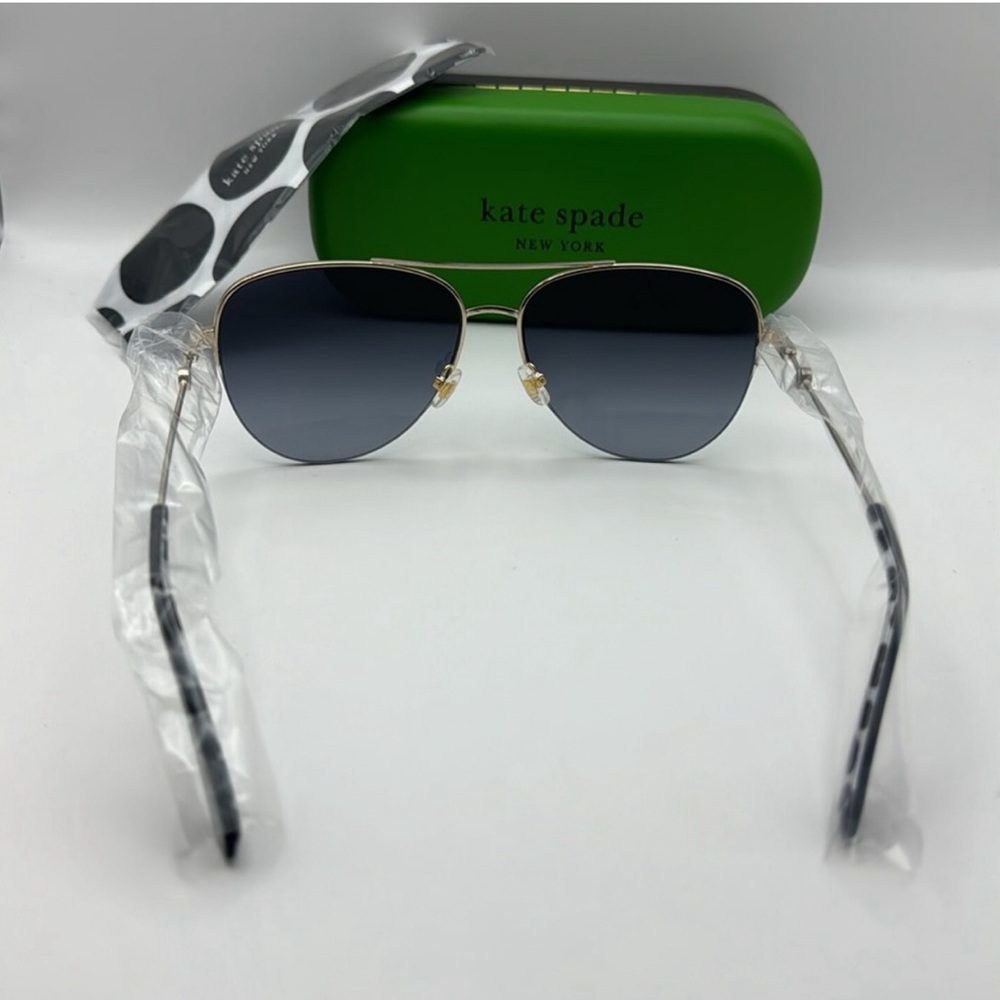 Kate spade full sunglasses. Beautiful condition and NWOT. Goregous!
